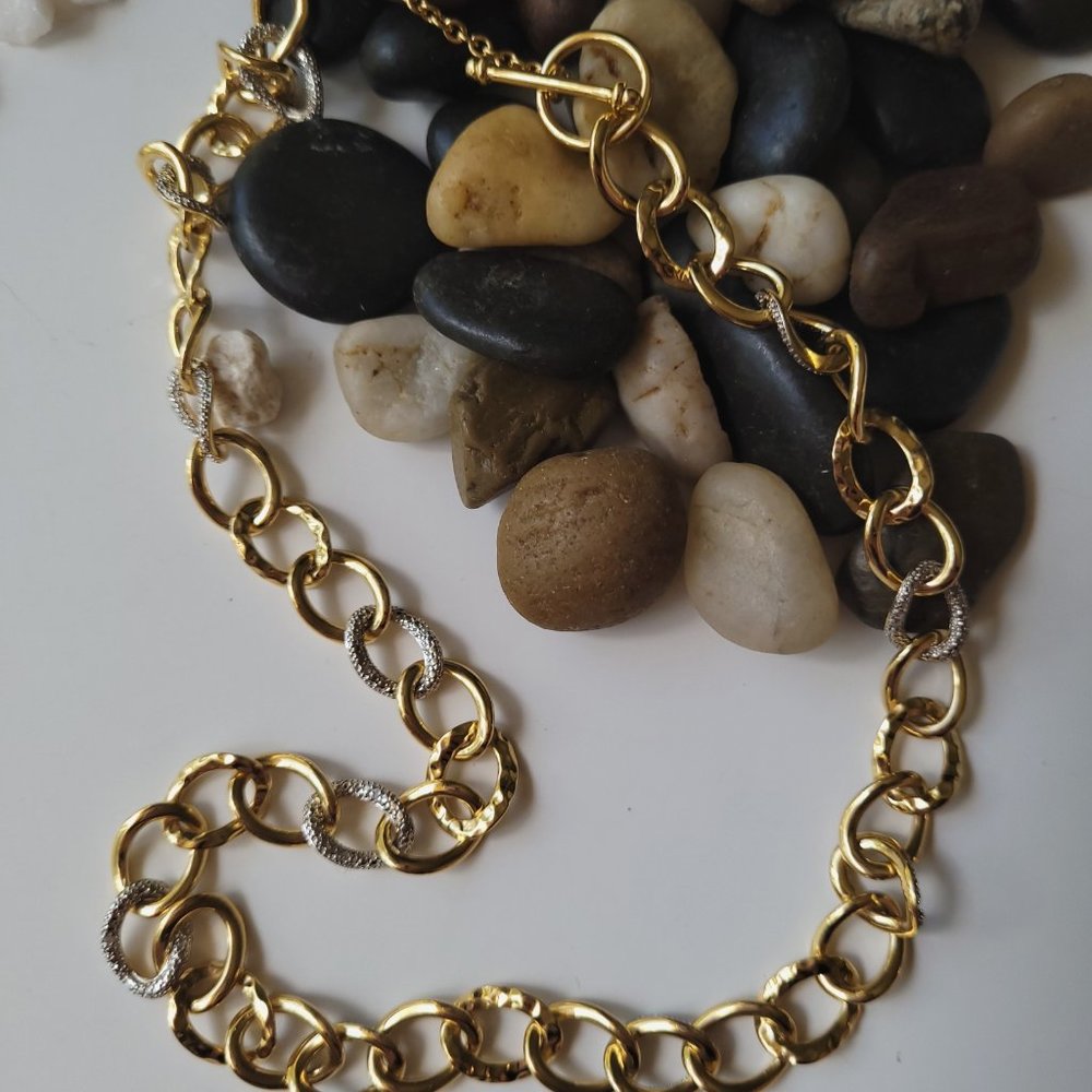 Toggle Curb Chain Necklace flat, Textured & CZ set